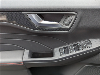 Photo 16 du bon plan FORD Kuga 2.0 EcoBlue 190ch ST-Line X BVA i-AWD occasion à 25500 €