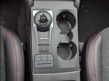 Photo 19 du bon plan FORD Kuga 2.0 EcoBlue 190ch ST-Line X BVA i-AWD occasion à 25500 €