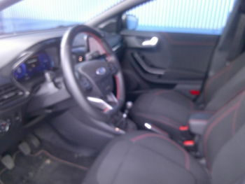 ddf-core-media-HIYm6K62799_18.jpg Photo 18 du bon plan FORD Puma 1.0 Flexifuel 125ch S&S mHEV ST-Line occasion à 20900 €