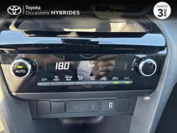 Photo 21 du bon plan TOYOTA Yaris Cross 116h Design MY22 occasion à 23490 €