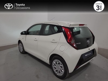 Photo 2 du bon plan TOYOTA Aygo 1.0 VVT-i 72ch x-play 5P MY19 occasion à 11990 €