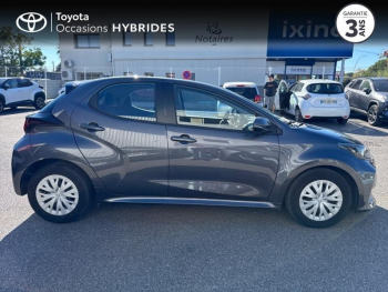 Photo 2 du bon plan TOYOTA Yaris 116h Dynamic Business 5p + Programme Beyond Zero Academy MY22 occasion à 18490 €