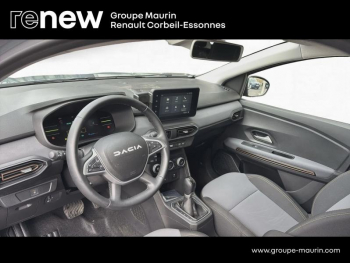 Photo 10 du bon plan DACIA Jogger 1.6 hybrid 140ch Extreme 7 places -24 occasion à 26900 €