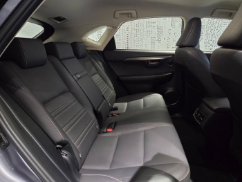 Photo 12 du bon plan LEXUS NX 300h 2WD Pack Business Euro6d-T occasion à 24900 €