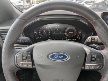 Photo 19 du bon plan FORD Focus 1.0 Flexifuel mHEV 125ch ST-Line X occasion à 23943 €