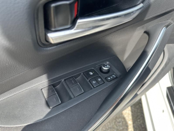 ddf-core-media-5pPlJH417012882_15.jpg Photo 15 du bon plan TOYOTA Corolla 122h Dynamic MY22 occasion à 20990 €