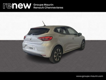 Photo 8 du bon plan RENAULT Clio 1.6 E-Tech hybride 145ch Equilibre occasion à 18900 €