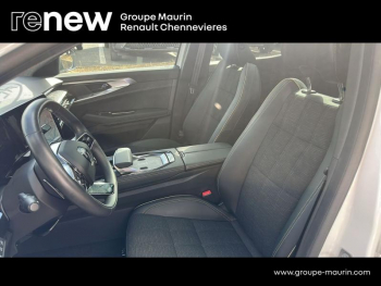 Photo 28 du bon plan RENAULT Austral 1.2 E-Tech full hybrid 200ch Iconic occasion à 31999 €