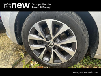 Photo 15 du bon plan RENAULT Clio 1.3 TCe 140ch Intens -21 occasion à 15200 €