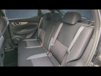 Photo 16 du bon plan NISSAN Qashqai 1.7 dCi 150ch N-Connecta 2019 Euro6-EVAP occasion à 18900 €
