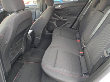 Photo 9 du bon plan FORD Focus 1.0 Flexifuel mHEV 125ch ST-Line X occasion à 18490 €