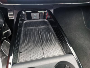 Photo 15 du bon plan FORD Mustang Mach-E Extended Range 99kWh 351ch AWD 9cv occasion à 42901 €