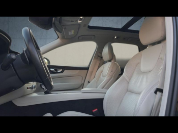 Photo 8 du bon plan VOLVO XC60 D5 AdBlue AWD 235ch Inscription Luxe Geartronic occasion à 23990 €