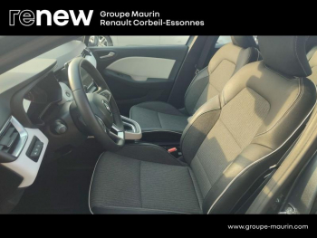 Photo 9 du bon plan RENAULT Clio 1.6 E-Tech hybride 140ch Intens -21N occasion à 17979 €