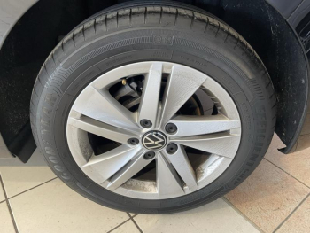 Photo 30 du bon plan VOLKSWAGEN Golf 2.0 TDI SCR 116ch Golf DSG7 occasion à 25890 €