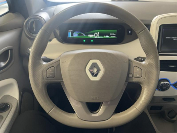 Photo 9 du bon plan RENAULT Zoe Zen charge normale R90 occasion à 5790 €