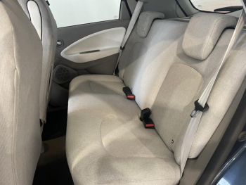 Photo 13 du bon plan RENAULT Zoe Zen charge normale R90 occasion à 5790 €