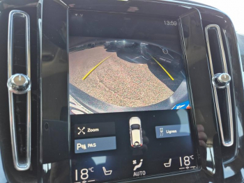 Photo 19 du bon plan VOLVO XC40 T3 163ch Business occasion à 22590 €