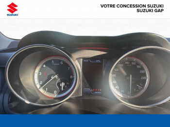 Photo 2 du bon plan SUZUKI Swift 1.2 Dualjet Hybrid 83ch PrivilÃ¨ge occasion à 14790 €