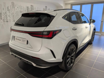 ddf-core-media-6JyTE8ST43804490_15.jpg Photo 15 du bon plan LEXUS NX 450h+ F SPORT Executive 4WD MY25 occasion à 66900 €