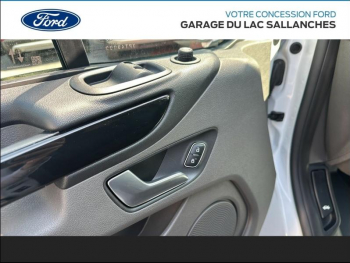Photo 26 du bon plan FORD Transit Custom Fg VUL 320 L1H1 2.0 EcoBlue 170ch Limited BVA8 occasion à 42490 €
