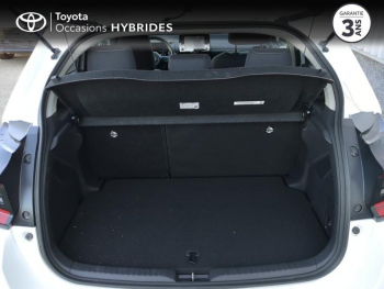 Photo 10 du bon plan TOYOTA Yaris 116h Design 5p MY22 occasion à 18400 €