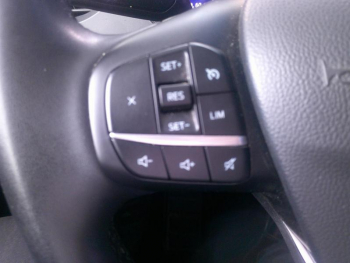 Photo 11 du bon plan FORD Kuga 2.5 Duratec 190ch FHEV E85 Titanium BVA occasion à 24900 €