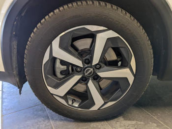 Photo 5 du bon plan NISSAN Qashqai e-POWER 190ch N-Connecta 2022 occasion à 29890 €