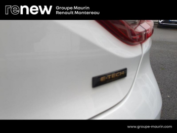 Photo 15 du bon plan RENAULT Clio 1.6 E-Tech hybride 145ch Equilibre occasion à 17490 €
