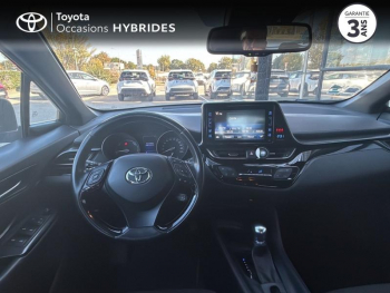 Photo 13 du bon plan TOYOTA C-HR 122h Dynamic 2WD E-CVT RC18 occasion à 17990 €