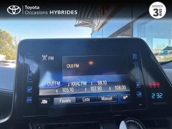 Photo 15 du bon plan TOYOTA C-HR 122h Dynamic 2WD E-CVT RC18 occasion à 17990 €