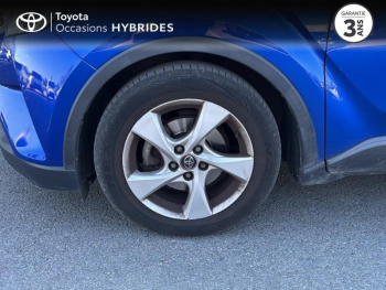 Photo 16 du bon plan TOYOTA C-HR 122h Dynamic 2WD E-CVT RC18 occasion à 17990 €