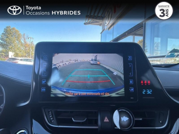 Photo 27 du bon plan TOYOTA C-HR 122h Dynamic 2WD E-CVT RC18 occasion à 17990 €