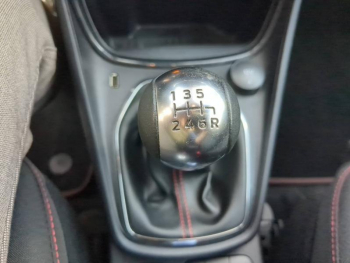 Photo 22 du bon plan FORD Puma 1.0 Flexifuel 125ch S&S mHEV ST-Line Design 3 occasion à 20890 €