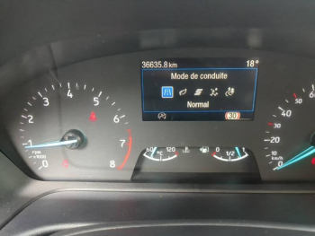 Photo 24 du bon plan FORD Puma 1.0 Flexifuel 125ch S&S mHEV ST-Line Design 3 occasion à 20890 €