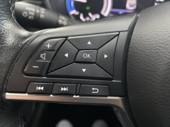 Photo 11 du bon plan NISSAN Juke 1.6 Hybrid 143ch PremiÃ¨re Edition 2022.5 occasion à 18790 €