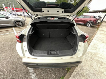 Photo 16 du bon plan NISSAN Juke 1.6 Hybrid 143ch N-Connecta 2022.5 occasion à 19490 €
