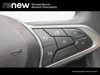 Photo 22 du bon plan RENAULT Clio 1.6 E-Tech hybride 145ch Equilibre occasion à 16998 €