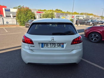 Photo 15 du bon plan PEUGEOT 308 1.2 PureTech 110ch E6.3 S&S Active occasion à 10990 €