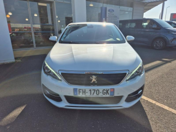 Photo 16 du bon plan PEUGEOT 308 1.2 PureTech 110ch E6.3 S&S Active occasion à 10990 €