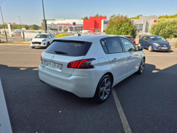 Photo 17 du bon plan PEUGEOT 308 1.2 PureTech 110ch E6.3 S&S Active occasion à 10990 €