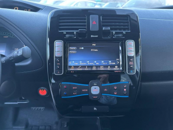 Photo 15 du bon plan NISSAN Leaf 109ch 24kWh Acenta occasion à 6990 €