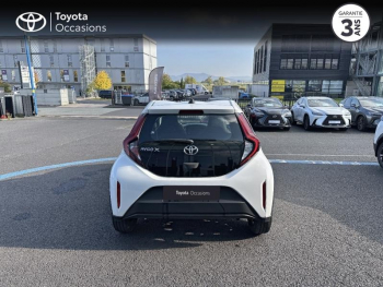 Photo 4 du bon plan TOYOTA Aygo X 1.0 VVT-i 72ch Dynamic S-CVT occasion à 15490 €