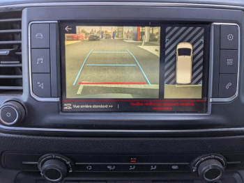 Photo 10 du bon plan FORD Transit Custom Fg VUL 290 L1H1 2.0 EcoBlue 185 S&S Sport BVA6 occasion à 25990 €