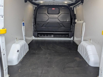 Photo 17 du bon plan FORD Transit Custom Fg VUL 290 L1H1 2.0 EcoBlue 185 S&S Sport BVA6 occasion à 25990 €