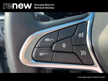 Photo 26 du bon plan RENAULT Captur 1.6 E-Tech Plug-in 160ch Intens occasion à 18450 €