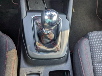 Photo 15 du bon plan FORD Focus 1.0 EcoBoost mHEV 125ch ST-Line X occasion à 26690 €