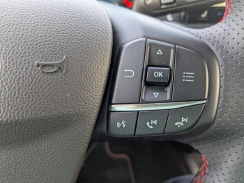 Photo 19 du bon plan FORD Focus 1.0 EcoBoost mHEV 125ch ST-Line X occasion à 26690 €