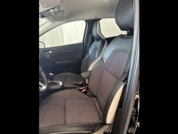 Photo 8 du bon plan RENAULT Captur 1.6 E-Tech hybride rechargeable 160ch Intens -21 occasion à 19590 €