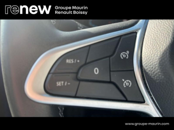 Photo 23 du bon plan RENAULT Clio 1.6 E-Tech hybride 145ch Evolution occasion à 17750 €